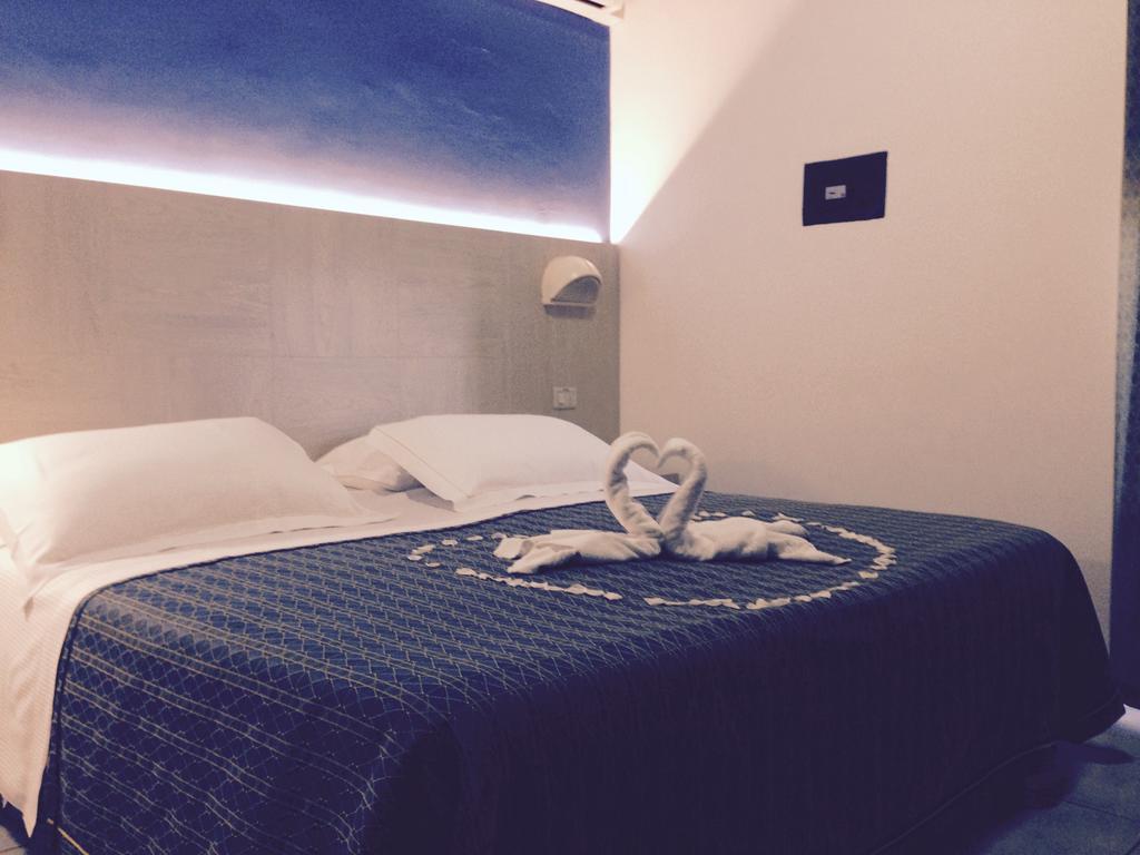 Astoria Hotel Pesaro Exterior photo